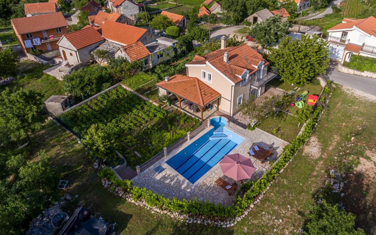 Holiday Home Memories And Joy Imotski Bagian luar foto
