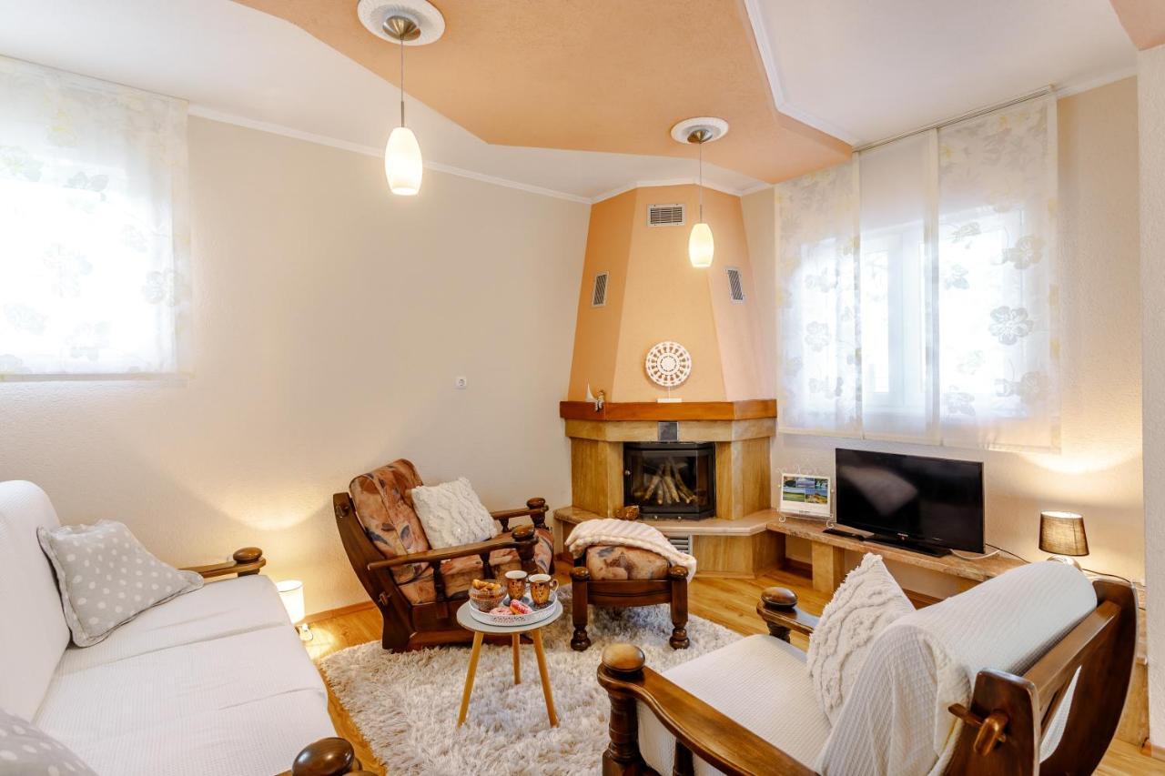 Holiday Home Memories And Joy Imotski Bagian luar foto