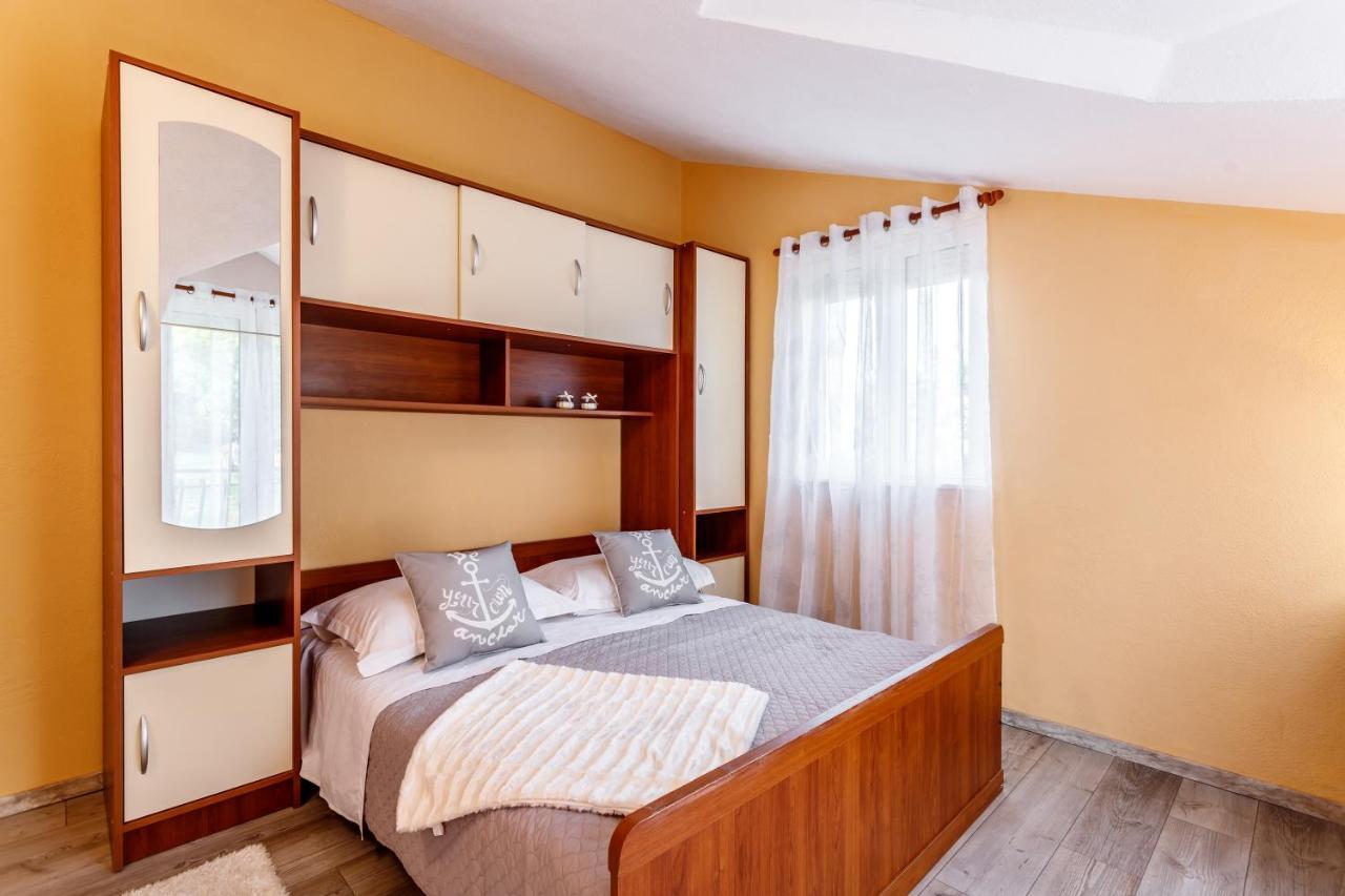 Holiday Home Memories And Joy Imotski Bagian luar foto