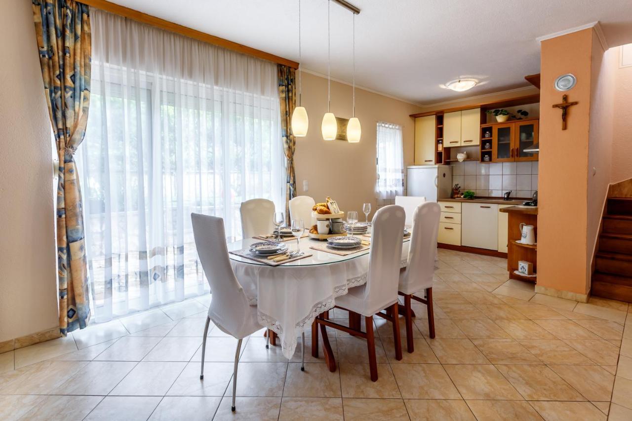 Holiday Home Memories And Joy Imotski Bagian luar foto